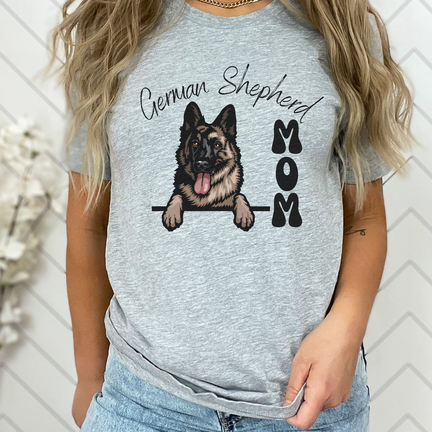 German Shepherd Mom Shirt Shepherd Dog Mama Gift Black and Tan German Shepherd Dog Tee, Cute Shepherd Puppy, Dog Mom t-shirt, Shepherd Lover
